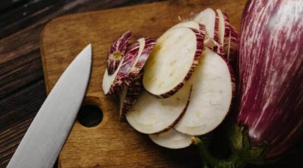 medalioane delicioase din vinete reteta rapida si sanatoasa