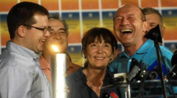ce a facut rau basescu in justitie alistar csm el cu mana ministrului macovei acum plateste din plin cheile justitiei