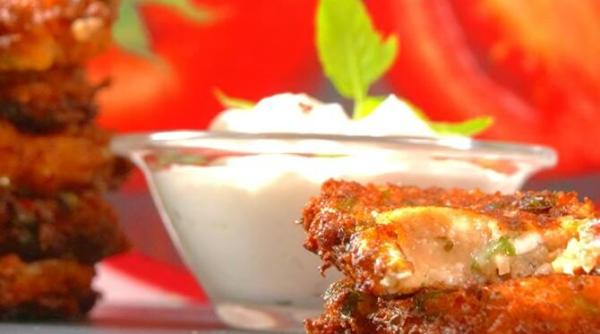 chiftele de rosii cu feta gustarea greceasca plina de savoare reteta din santorini