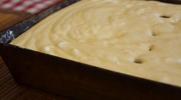 pandispan pufos cu lapte si unt se prepara rapid si simplu iar copiii il vor adora