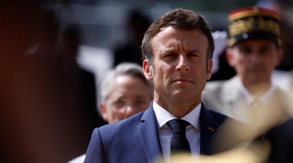 partidul lui macron va absorbi alte doua formatiuni si isi va schimba numele in renaissance