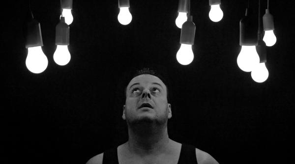 revolutia energetica incepe cu programul rabla pentru becurile cu filament ministrul tanczos barna vorbim de foarte multi beneficiari milioane de gospodarii