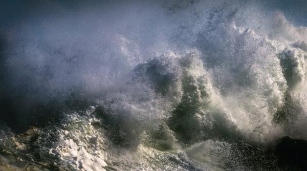 taifun devastator pe cale sa loveasca japonia autoritatile cer evacuarea zonelor vizate