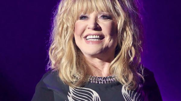 alla pugaciova denunta razboiul lui putin sa ma includeti in randul agentilor straini ai tarii mele dragi