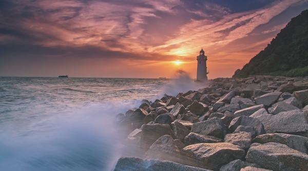 din cauza vantului puternic toate porturile din constanta au fost inchise