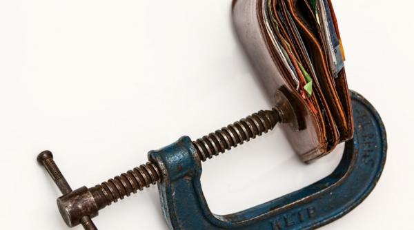 guvernul ar avea bani pentru majorarea pensiilor chirieac veniturile in plus se duc pe inflatie si compensari