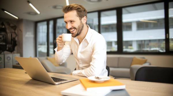 saptamana de lucru de patru zile ar putea atenua criza costului vietii