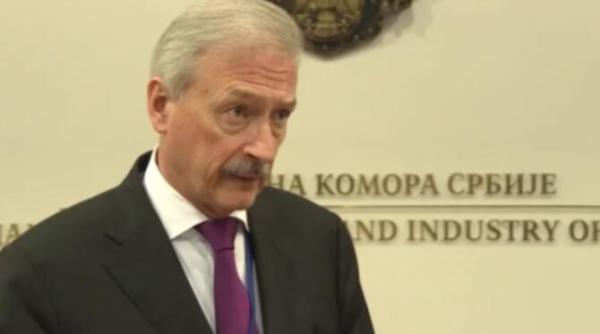 ambasadorul victor jackovich uimit de felul in care tinerii pe care i a intalnit la bucuresti vorbesc limba engleza scuzati ma unde ati mers la scoala in sua