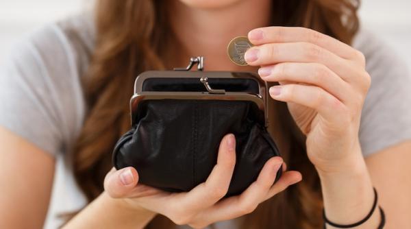 presedintele bce avertizeaza statele ue sa limiteze ajutoarele financiare acordate cetatenilor