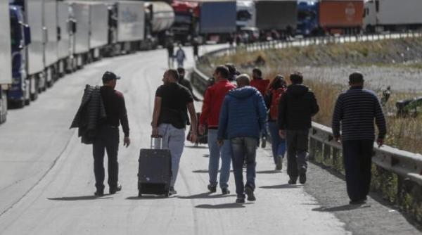 sua deschide usile pentru rusii care fug de mobilizare pot solicita azil fiecare cerere in parte va fi examinata