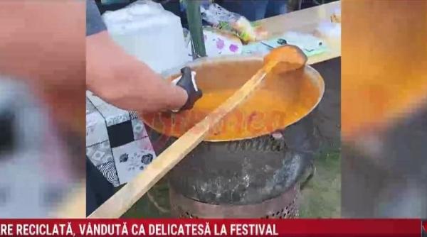 resturi de mancare vandute la un festival din tara oamenii dadeau intre 30 si 40 de lei pentru o portie