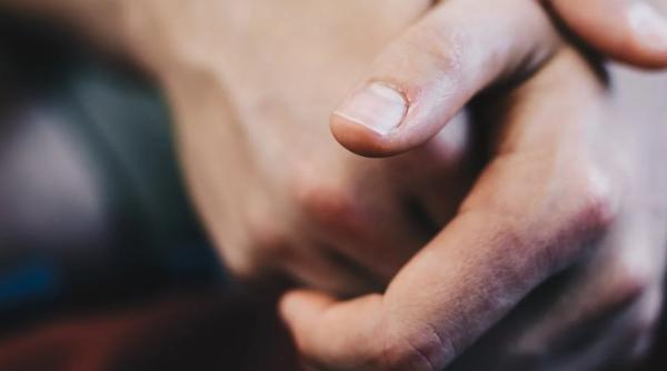 ce fel de caracter ai in functie de forma mainii