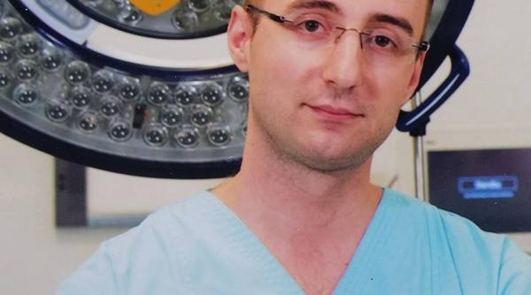 mesajul pe care l a trimis sotiei sale medicul care s a aruncat de la etaj in bucuresti val de mesaje de condoleante vestea asta fulgeratoare mi a strapuns sufletul