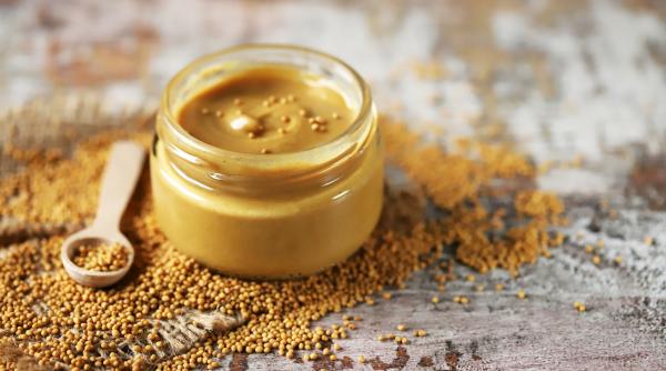 criza mustarului aur pentru romanii care il cultiva se ofera 2 000 de euro pe tona de seminte