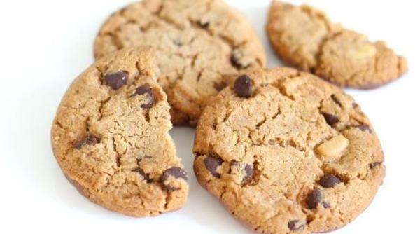 desert incredibil cu lamaie biscuiti moi si aromati care se topesc in gura