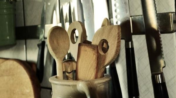 ustensilele de lemn recipiente pentru bacterii nu le mai curatati cu detergent