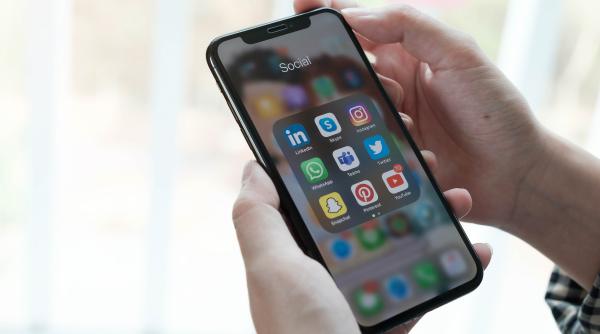 record india a exportat telefoane iphone de peste 1 miliard de dolari in doar 5 luni