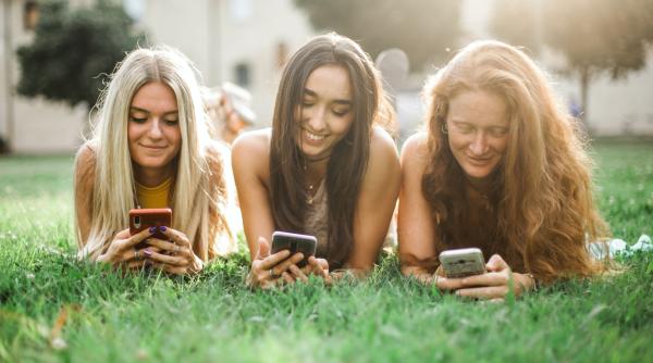 studiu ce ne determina sa distribuim o postare pe retelele sociale