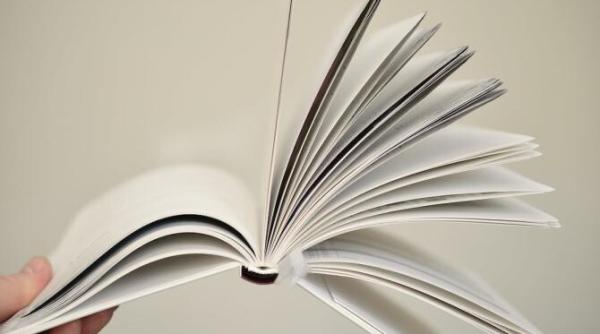 ore mai scurte in scoli ciolacu eu inteleg ca unii doresc sa ne intoarcem si la invatamantul online ca sa facem economie nu