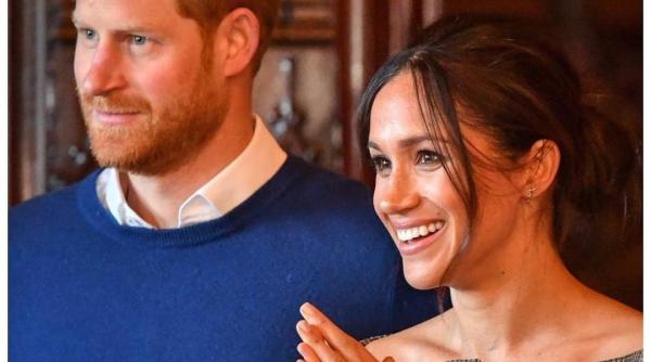 printul harry si meghan markle surprinsi noaptea la un concert au baut au dansat si s au inbratisat tandru in vazul tuturor foto in articol