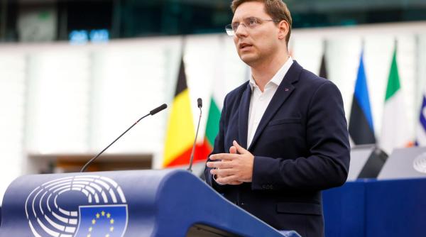 victor negrescu a solicitat presedintei parlamentului european sanctionarea eurodeputatului care a comparat romania cu vestul salbatic