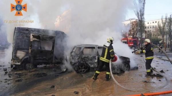 marturiie romanilor care traiesc in kiev despre bombardamentele rusesti fum intunericime miros strasnic traim fiecare zi ca ultima zi