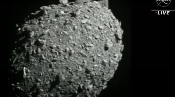nava misiunii dart a nasa a reusit sa devieze cu succes de la traiectoria sa un asteroid intr un test de aparare a pamantului
