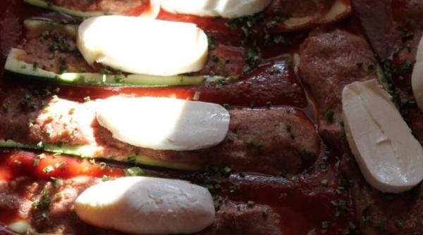 dovlecei umpluti cu paste cremoase o mancare delicioasa care va fi pe placul tuturor