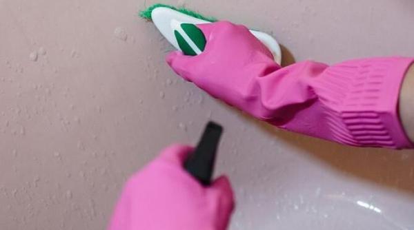 petele de rugina de pe o cada veche vor disparea fara urma in 5 minute ai nevoie de doua ingrediente