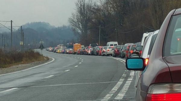 cnair se prelungesc restrictiile de circulatie pe dn1 in zona sinaia