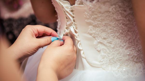 peste 1 300 de cupluri s au casatorit de ziua aparatorilor ucrainei