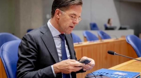 cum s a votat la rezolutia pentru primirea romaniei si bulgariei in schengen europarlamentarii din partidul lui rutte s au abtinut