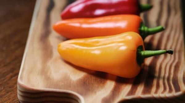 ardei umpluti cu ton si ricotta o mancare delicioasa cu doar 240 de calorii