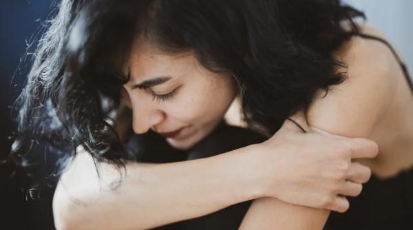 ai grija sa nu cazi ildik gasparik de cand am inceput dezbaterea 30 de persoane au suferit o fractura de fragilitate vom pierde sase