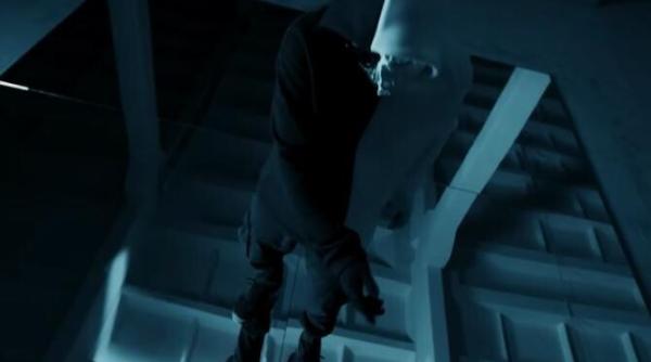 carla s dreams renunta la machiaj in ultimul videoclip jumatate din fata este la vedere