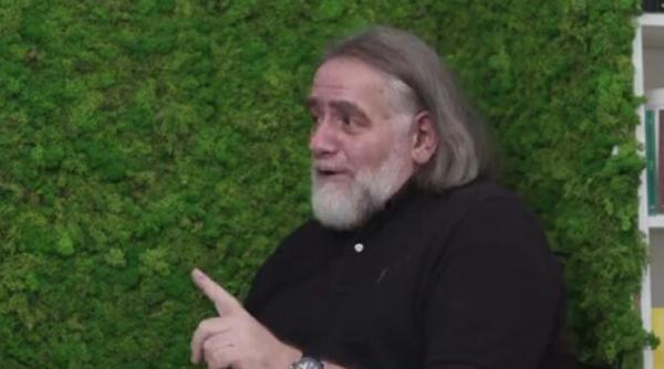 de ce a ajuns pacino mai bun ca de niro razvan ionescu nu il mai ajuta fizicul e robul unor strambaturi