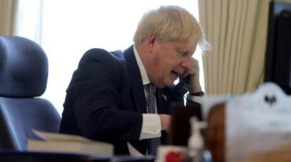 boris johnson s a retras din cursa pentru functia de premier al marii britanii rishi sunak marele favorit