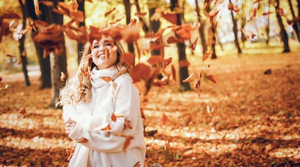 octombrie cu temperaturi de vara elena mateescu director anm avem o toamna a extremelor temperaturi de pana la 28 de grade pana la mijlocul saptamanii