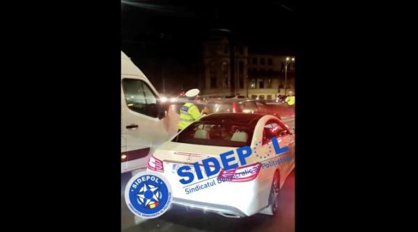 un sofer magnat i a sfidat pe politisti in centrul bucurestiului a demarat in tromba fara sa ii bage in seama da te ma jos