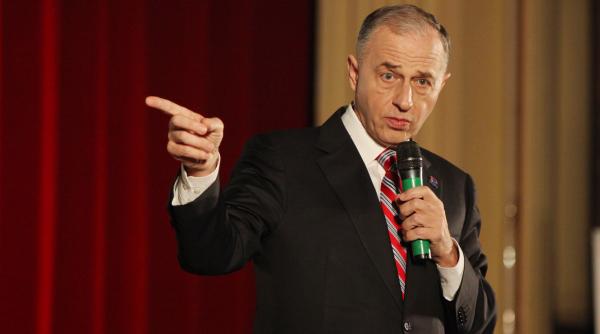 secretarul general adjunct al nato despre europa celor doua lumi una asfaltata si luminata cealalta desfundata si intunecata