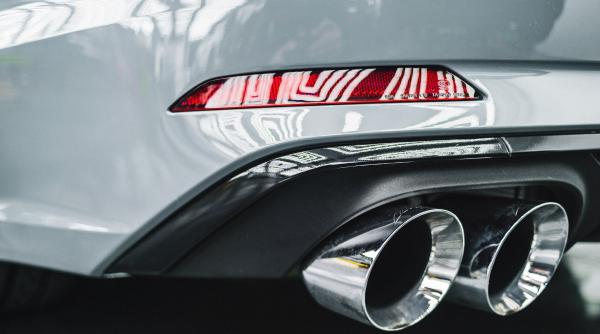 industria auto germana denunta acordul ue pentru interzicerea motoarelor cu ardere interna