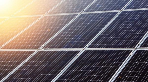 primaria bucuresti vrea centrale electrice fotovoltaice facute cu fonduri europene suma se ridica la 19 mil lei