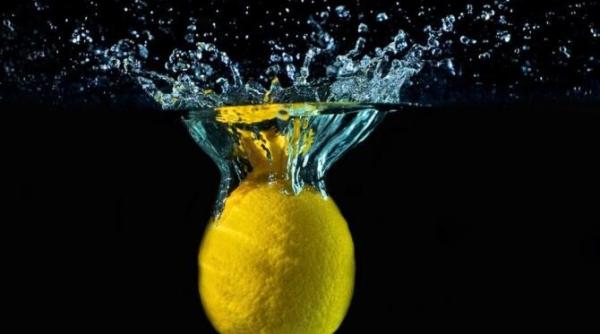 stiati ca trebuie sa aveti intotdeauna o lamaie la indemana in automobil afla de ce