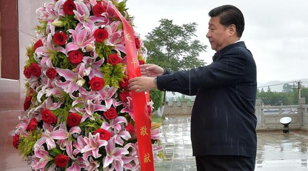 xi catre olaf scholz sa lucram impreuna in aceste vremuri de schimbare si tulburare cancelarului german i s a facut test covid 19 inainte sa coboare din avion