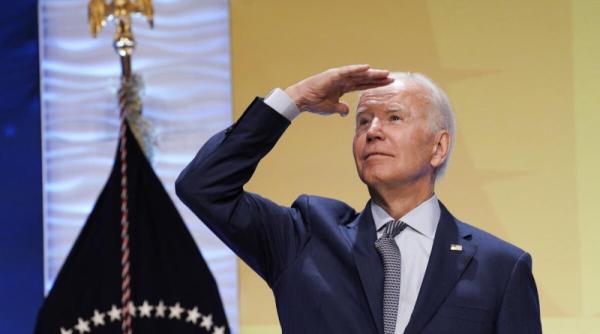 joe biden reactioneaza dupa ce elon musk a renuntat la toti editorii de continut ai twitter improasca minciuni in intreaga lume