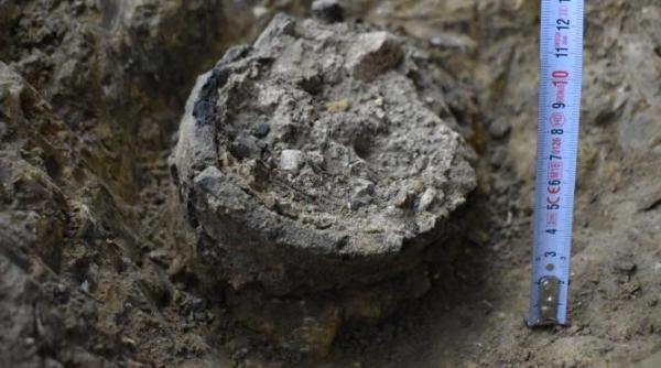 oasele incinerate ale unui copil a fost descoperit in tumulii neamtului vasile diaconu arheolog despre obiceiurile funerare ale celor care au ocupat zona inainte de hristos