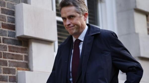 prima demisie din guvenul lui sunak gavin williamson demisioneaza dupa acuzatia de agresiune