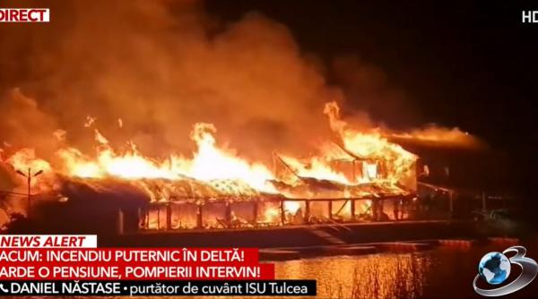 incendiu in delta arde o pensiune pompierii in alerta