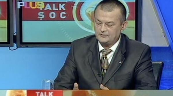 cosmarul de la agentia de modele din iasi morel bolea si a prezentat modul in care actiona la tv