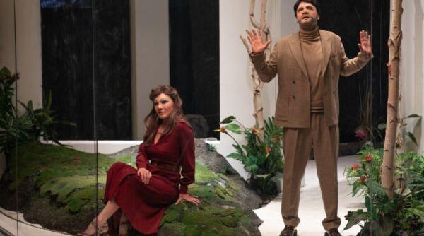 dezbatere despre abuzurile din lumea artistica schwarzindividele spectacol lectura multe piese grele in penultima zi a fnt